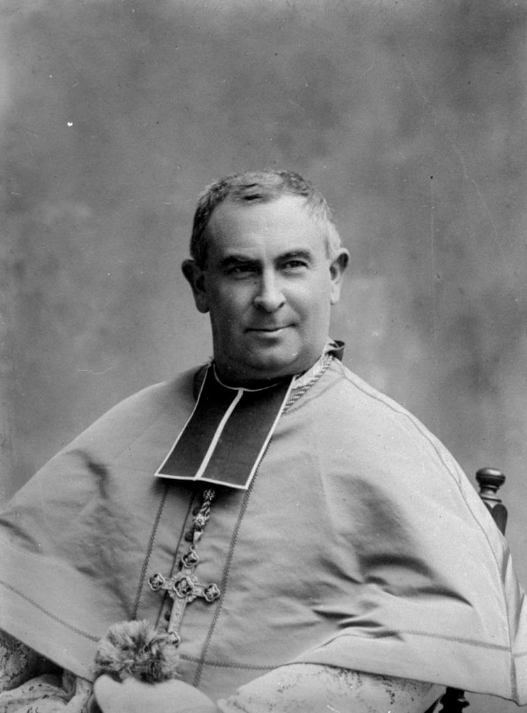 Le cardinal Louis-Joseph Maurin, archevêque de Lyon