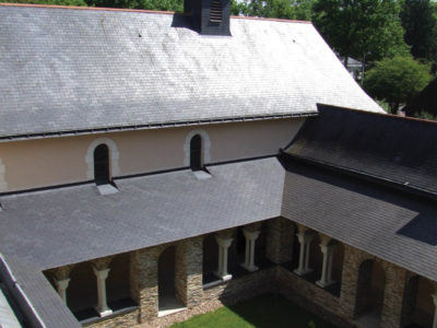 Le cloître du monastère